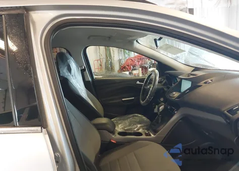 2015 Ford Escape Se from USA, damaged, VIN 1FMCU9G97FUB39176